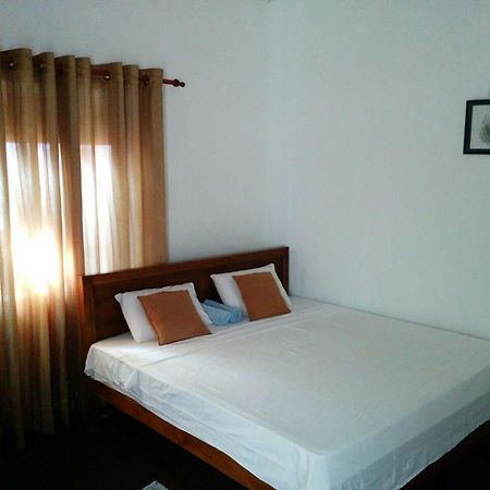 Villa Two Residence Dehiwala-Mount Lavinia Buitenkant foto