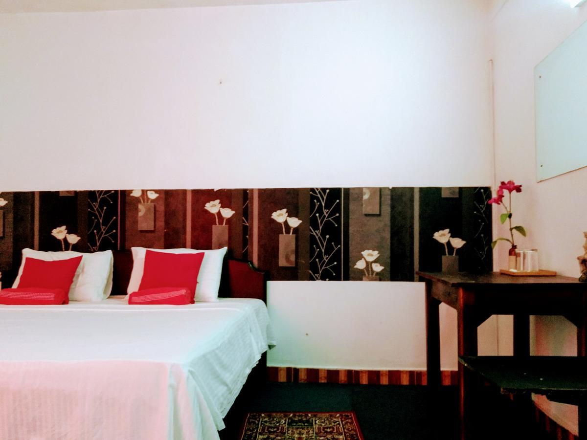 Villa Two Residence Dehiwala-Mount Lavinia Buitenkant foto